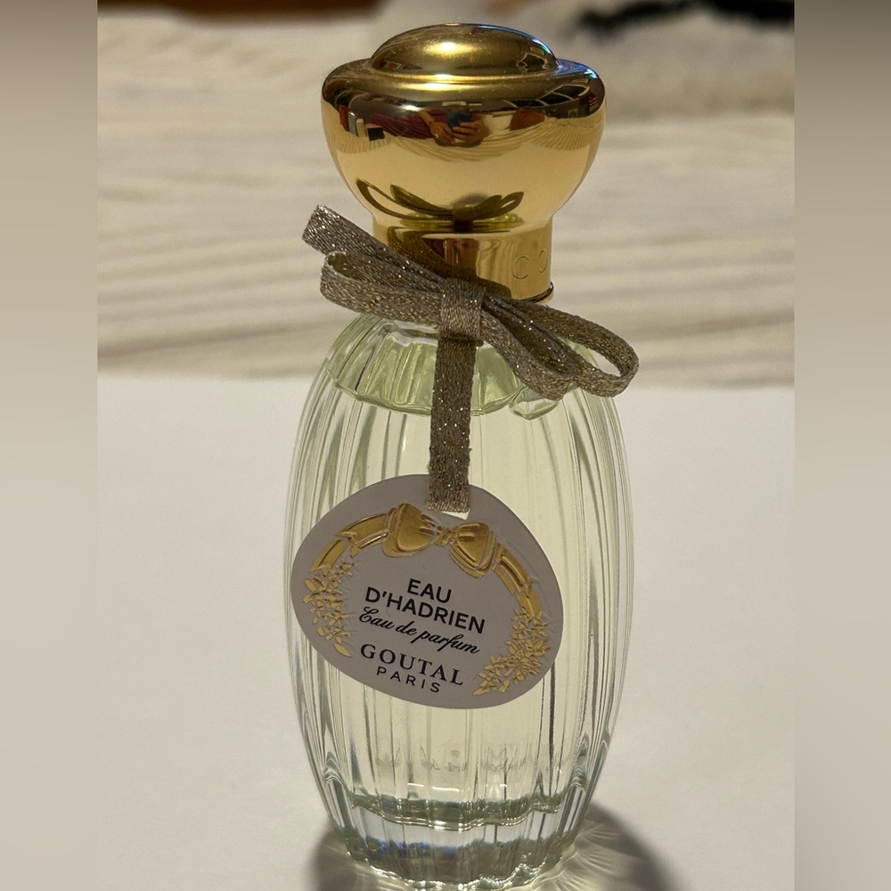 Eau d’hadrien goutal Paris EDP. 100 ml / 3.4 fl oz . Excellent